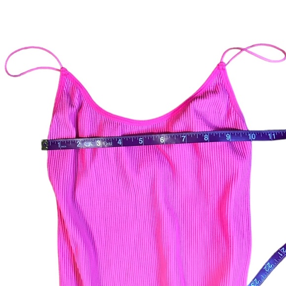 Aritzia Sunday Best Bubblegum Pink Cassandra Bodysuit M/L Ribbed - Picture 5 of 6